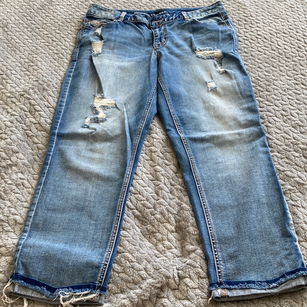 Denim ankle jeans. Maurices size 7/8